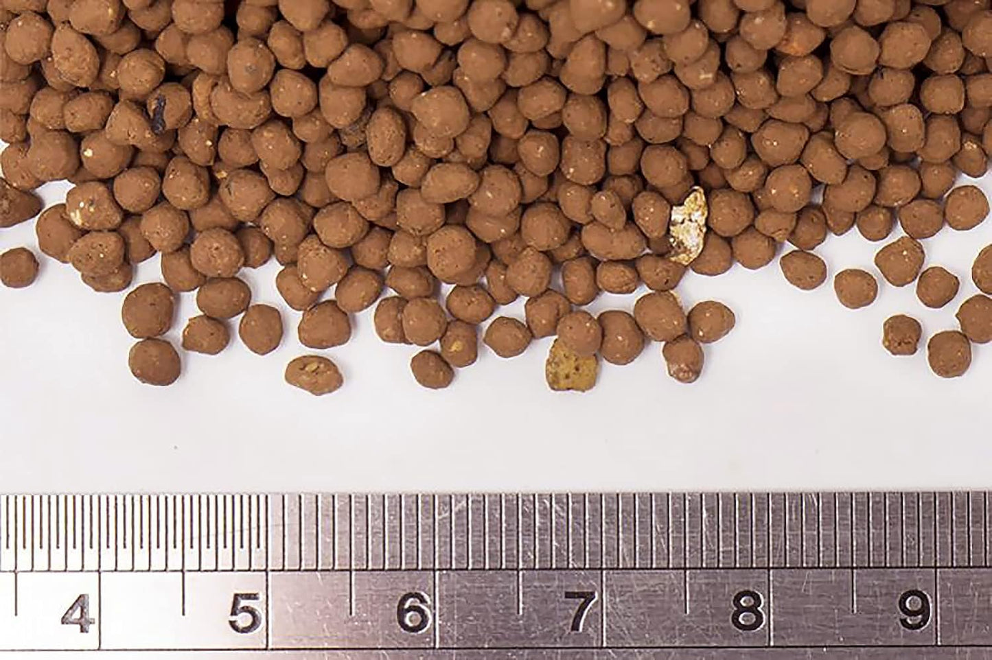 Ultum Nature Systems Controsoil - Freshwater Aqua Soil Substrate for Fish, Shrimp, Live Plant Propagation and Aquascaping - 6.8pH Low Ammonia, Volcanic Ash - Brown, Fine (1 Liter | 2LB)