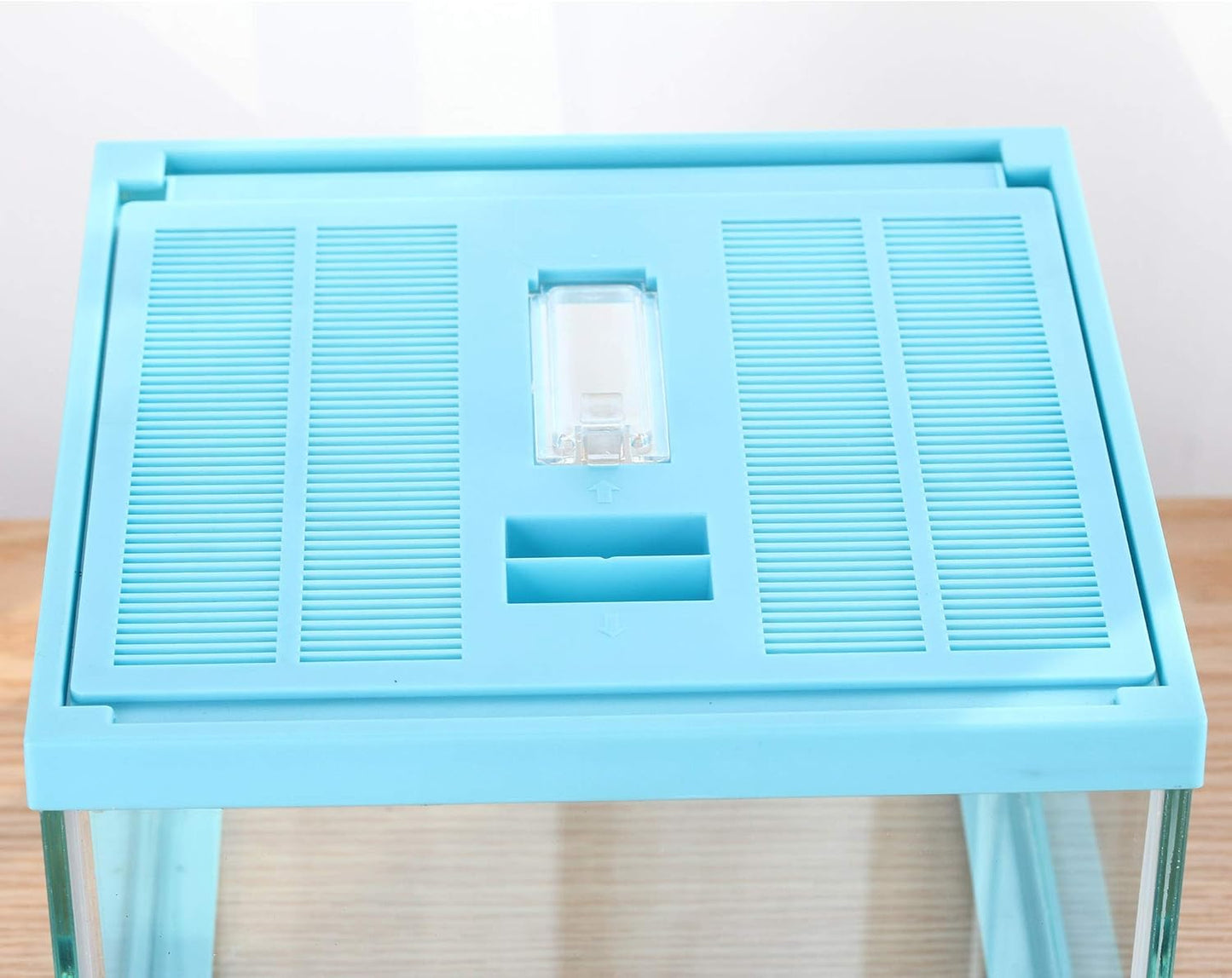 crapelles ReptileTerrarium Color Blue Spider Box, 7.8x7.8x5.9'' Tarantula Container Gecko Habitat Insect Enclosure pet Tank Frog Carrier Snail Hermit Crab House Cricket breeding Geometric Cube Bowl