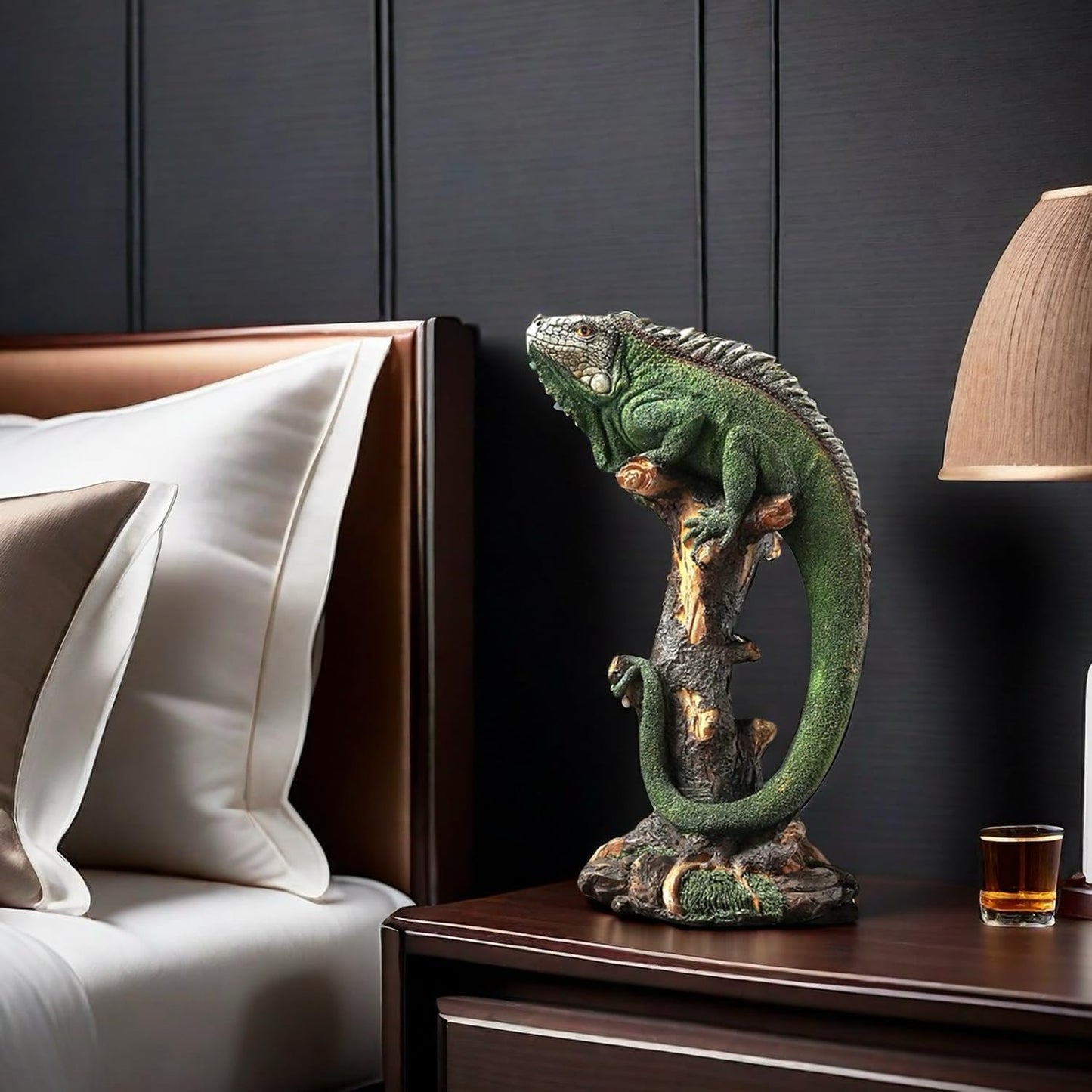 14 Inch Lizard Statue Resin Sculpture Decor Figurines for Home Decor Accents, Living Room Bedroom Office Decoration - Animal Sculptures Collection for Lizard Lovers