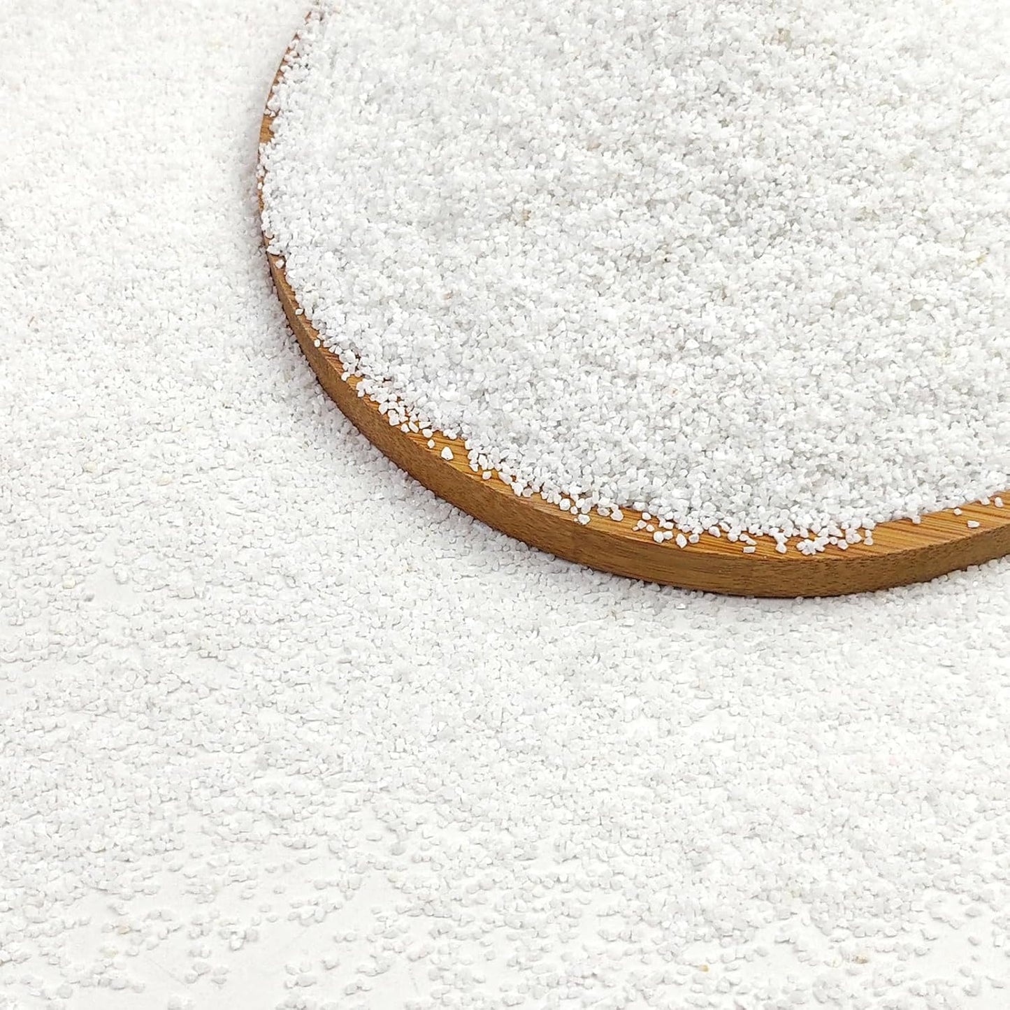 5 lbs Aquarium White Sand, 0.4-0.8 mm Aquarium Substrate for Fish Tank. Decorative Sand for Fish Tank, Paintings, Plants Potted, Fire Pits, Candle, Vase and Crafts